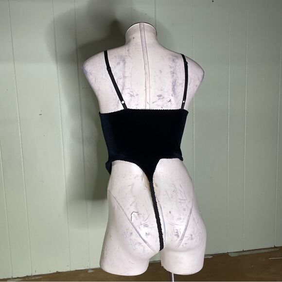 Vintage Y2K Delicates Black Velvet‎ Thong Camisole Bodysuit 34B - Picture 3 of 4